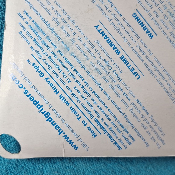 Hand Grips, Hand Strengthener, Handgrippers 200 lb, NEW - Picture 3 of 4